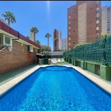 Playa Levante Carlos V *